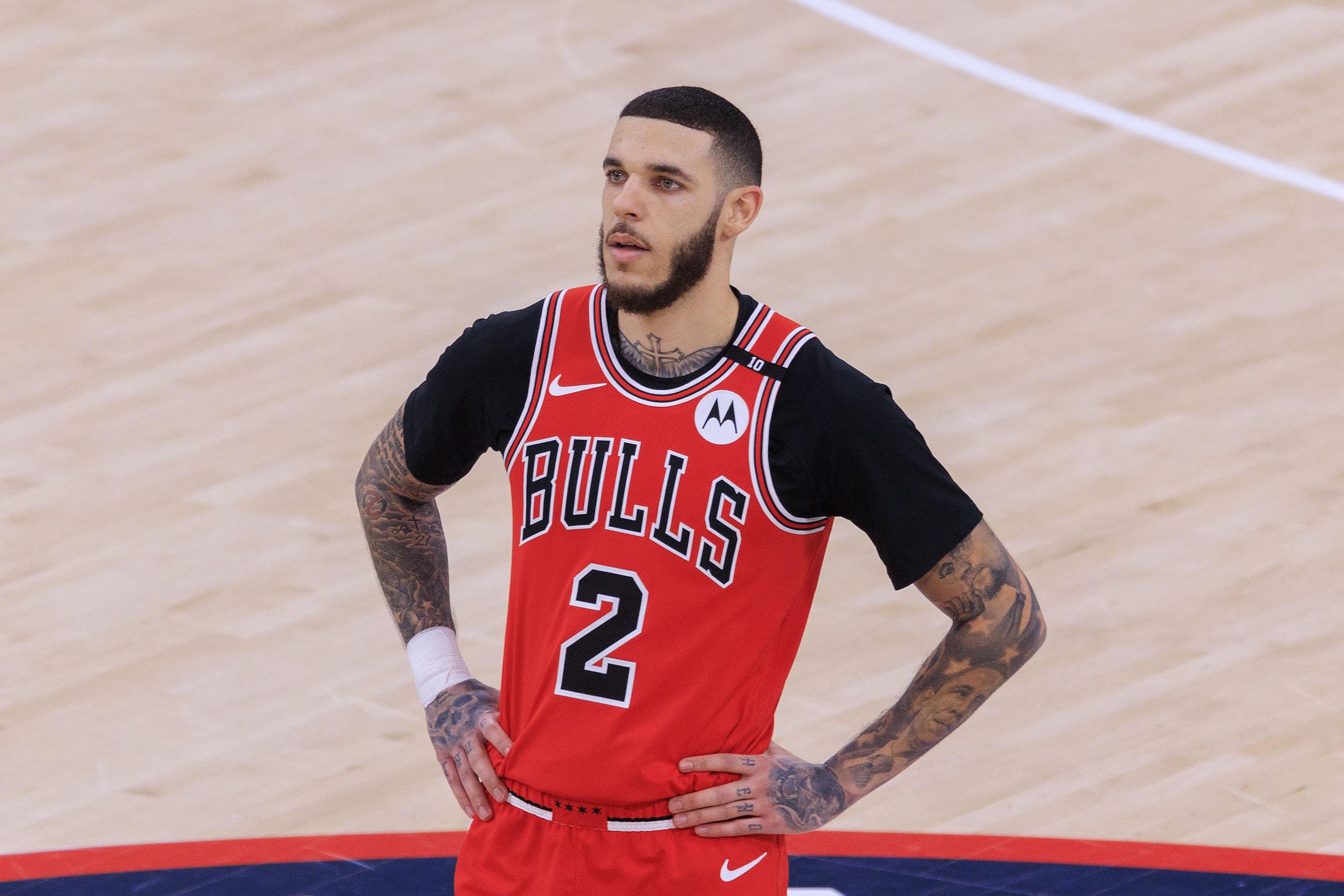 昔日球队榜眼！湖记：湖人已有意朗佐-鲍尔有一段时间