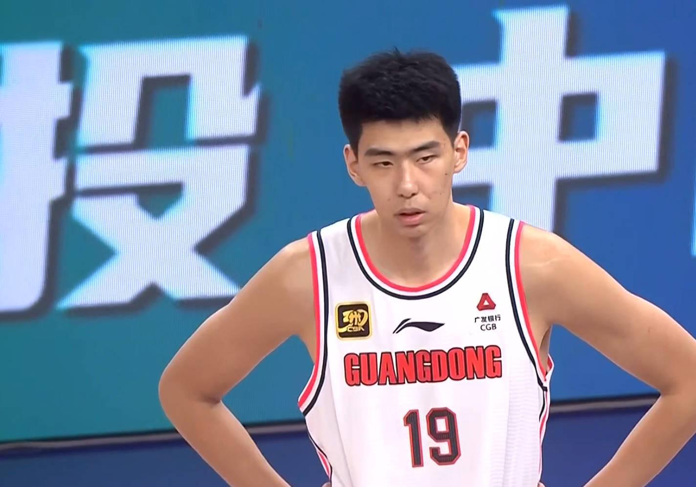 华体会官网-媒体人：徐昕与广州签约四年，第二、三年是广东的回购窗口期