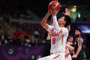 华体会体育-媒体人：赵睿加盟北京男篮早有诸多迹象 高诗岩曾当众调侃式爆料