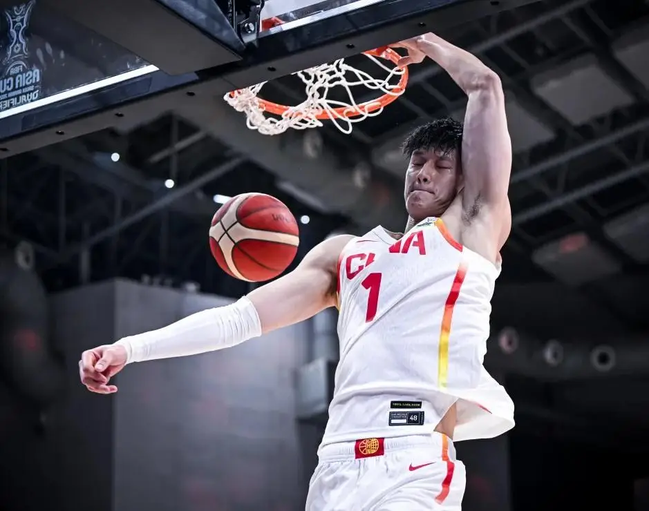 华体会体育-与杨瀚森上演中国德比？网记：篮网最后一个双向合同名额该给他